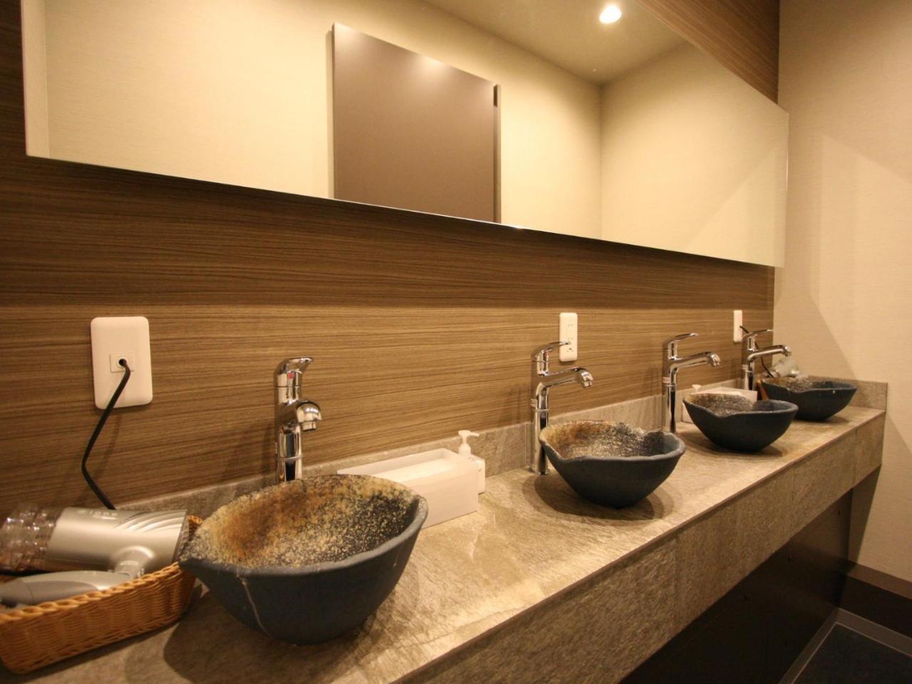Namba Guesthouse Hive Osaka Ngoại thất bức ảnh