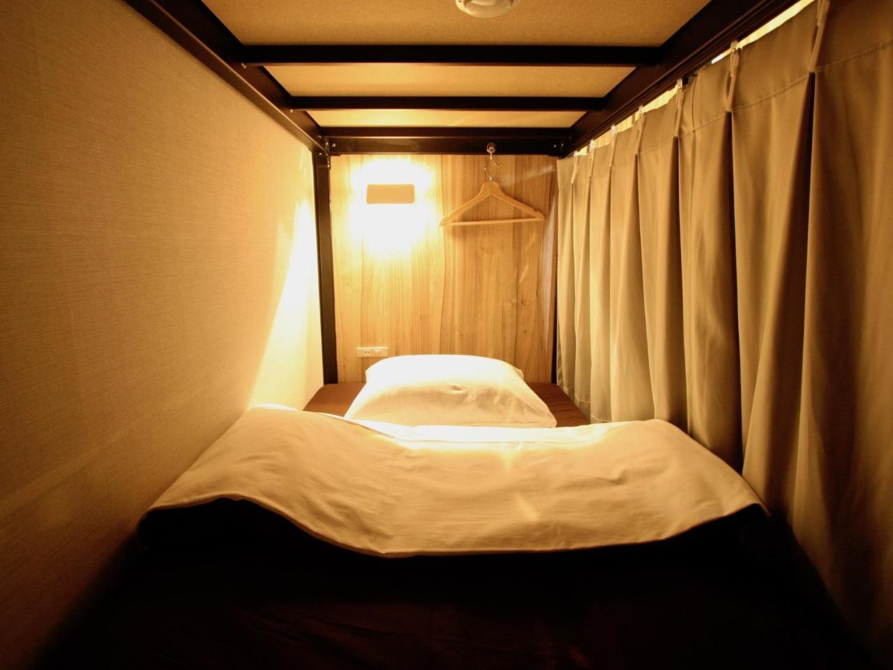 Namba Guesthouse Hive Osaka Ngoại thất bức ảnh