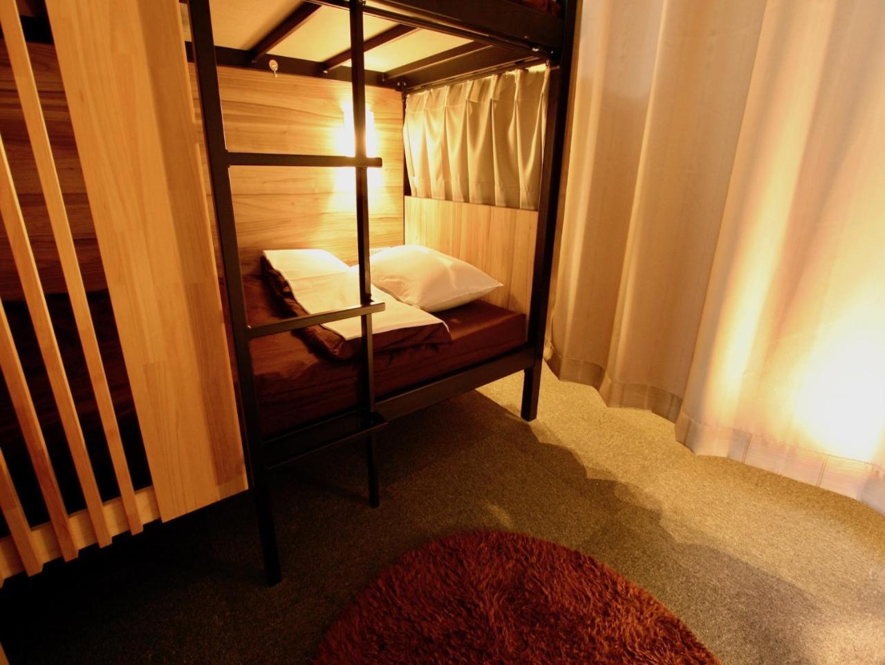 Namba Guesthouse Hive Osaka Ngoại thất bức ảnh