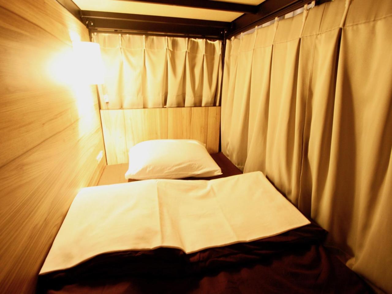 Namba Guesthouse Hive Osaka Ngoại thất bức ảnh