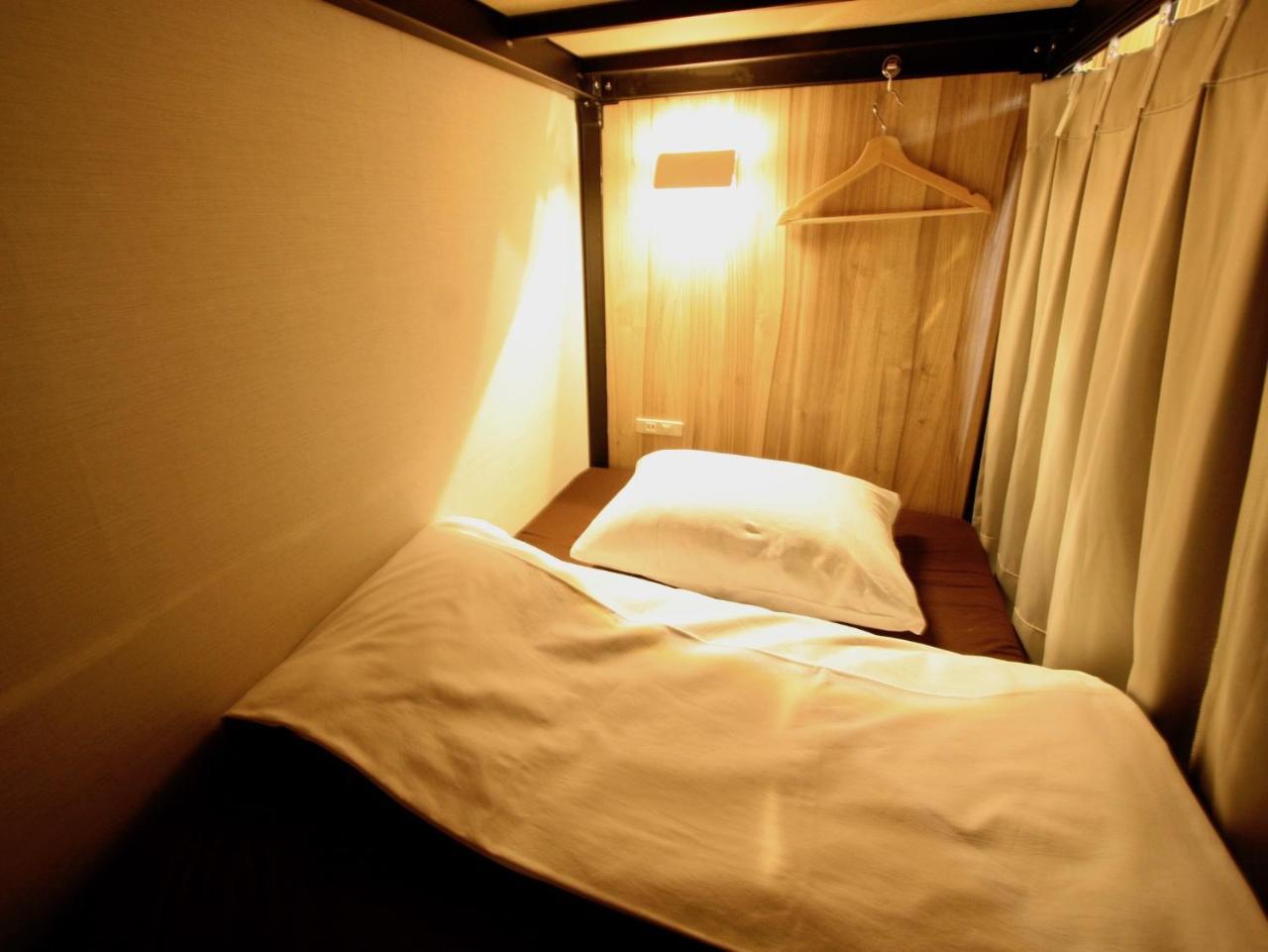 Namba Guesthouse Hive Osaka Ngoại thất bức ảnh